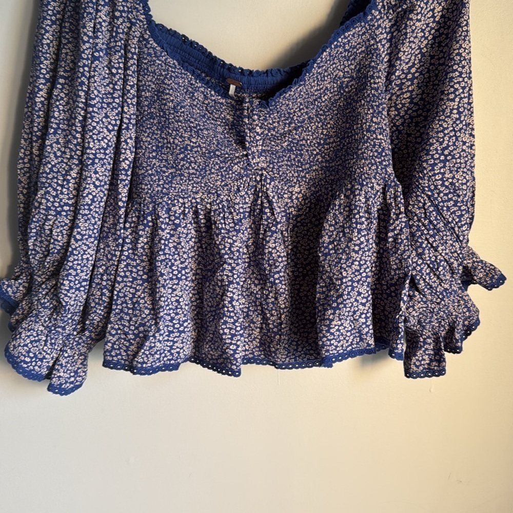 Free People Britnee Floral Cropped Peplum Smocked Puff Sleeve Top Large - Picture 8 of 10